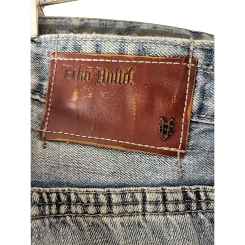 Ecko Unltd Mens Baggy Denim Shorts Light Wash Blue‎ 1972 Graphic Size 42